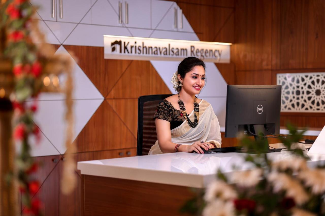 Krishnavalsam Regency Hotell Guruvāyūr Eksteriør bilde