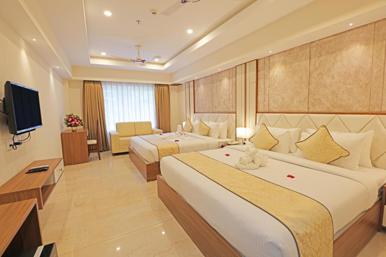 Krishnavalsam Regency Hotell Guruvāyūr Eksteriør bilde