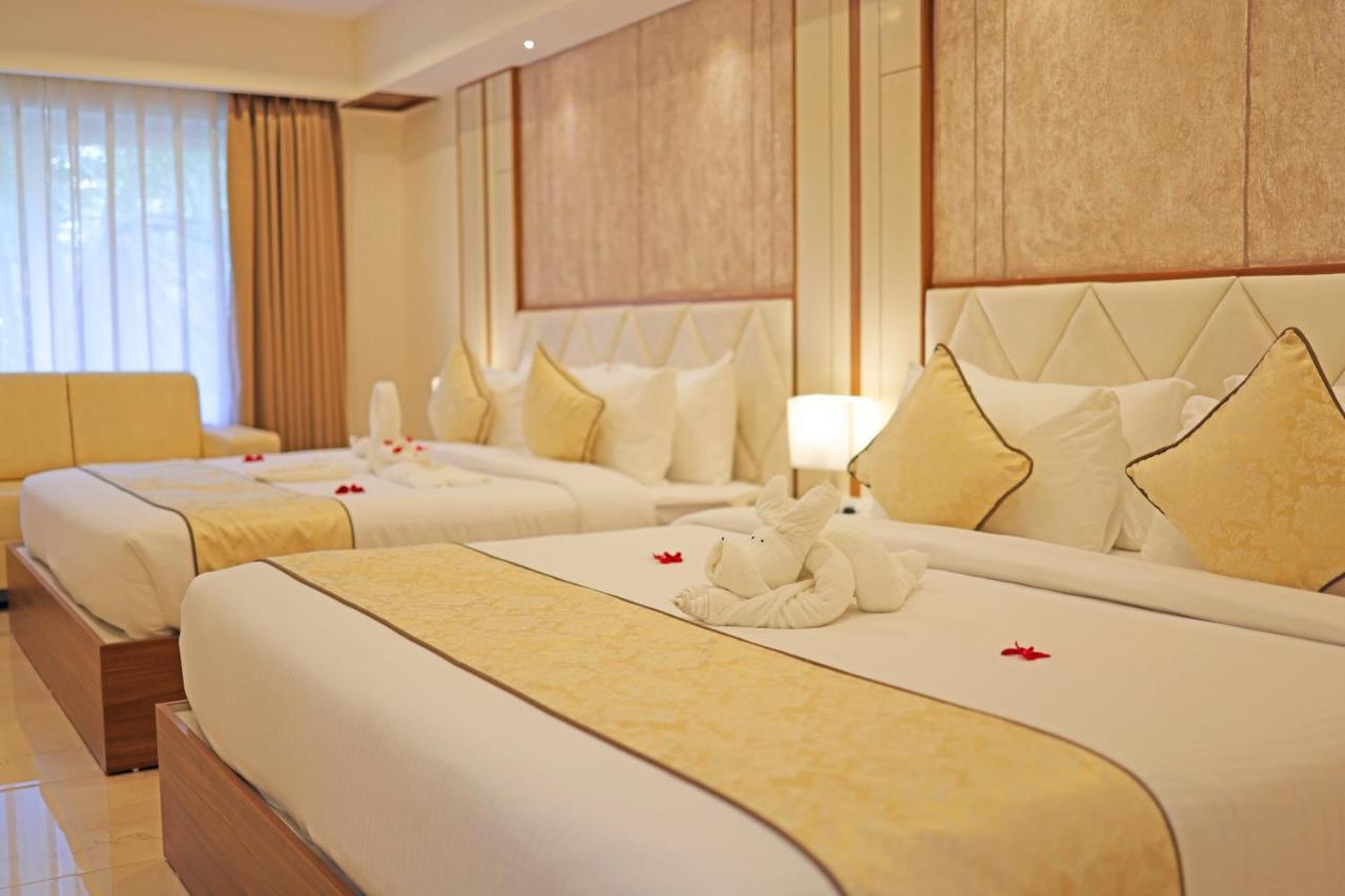 Krishnavalsam Regency Hotell Guruvāyūr Eksteriør bilde